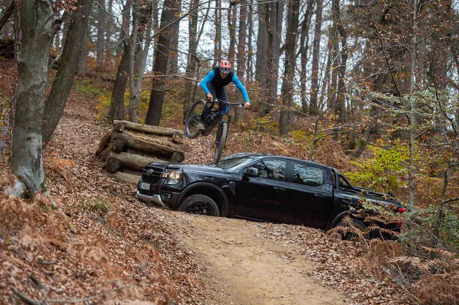 Tremor: tisti Ford Ranger, ki ga lahko pošljete vleč vagone