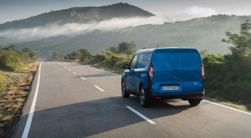 Ford E-Transit Courier za &scaron;e večjo produktivnost