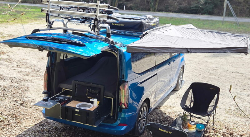 Ford E-Tourneo Custom: Vrhunska izku&scaron;nja vožnje s 100% električno cestno &raquo;vesoljsko ladjo&laquo; na vikend pobegu