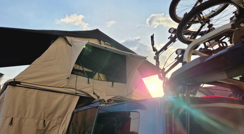 Ford E-Tourneo Custom: Vrhunska izku&scaron;nja vožnje s 100% električno cestno &raquo;vesoljsko ladjo&laquo; na vikend pobegu