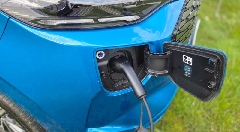 Ford E-Tourneo Custom: Vrhunska izku&scaron;nja vožnje s 100% električno cestno &raquo;vesoljsko ladjo&laquo; na vikend pobegu